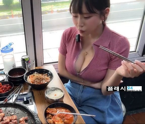 고기집 먹방하는 하리미 카메라 위치-12