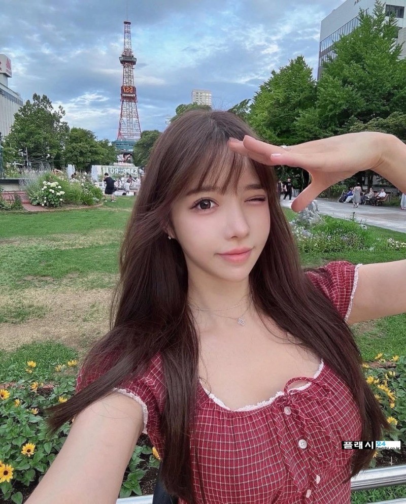 유다솜 레이싱걸 뭐가 이렇게 청순하냐-2