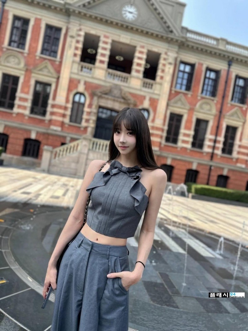 유다솜 레이싱걸 뭐가 이렇게 청순하냐-5