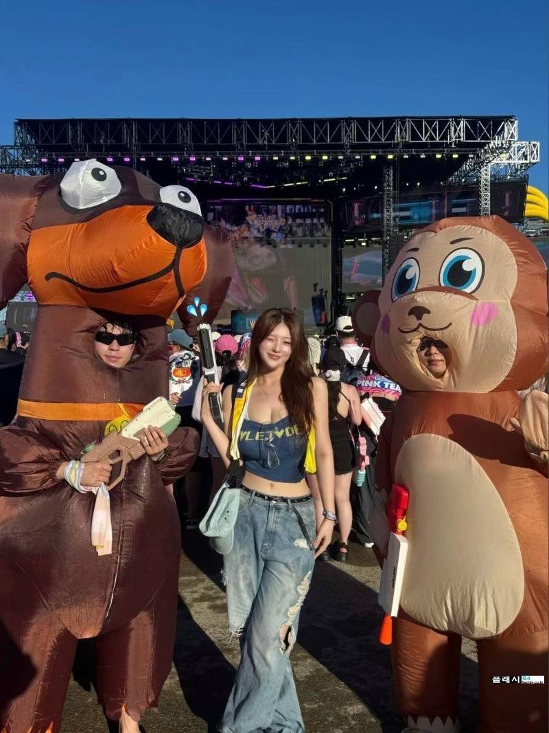 나를 기다리는 워터밤 처자-10