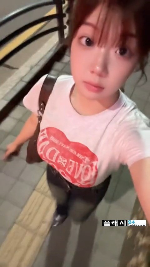 150만 조회수를 기록한 청순한 퇴근길 채소-20