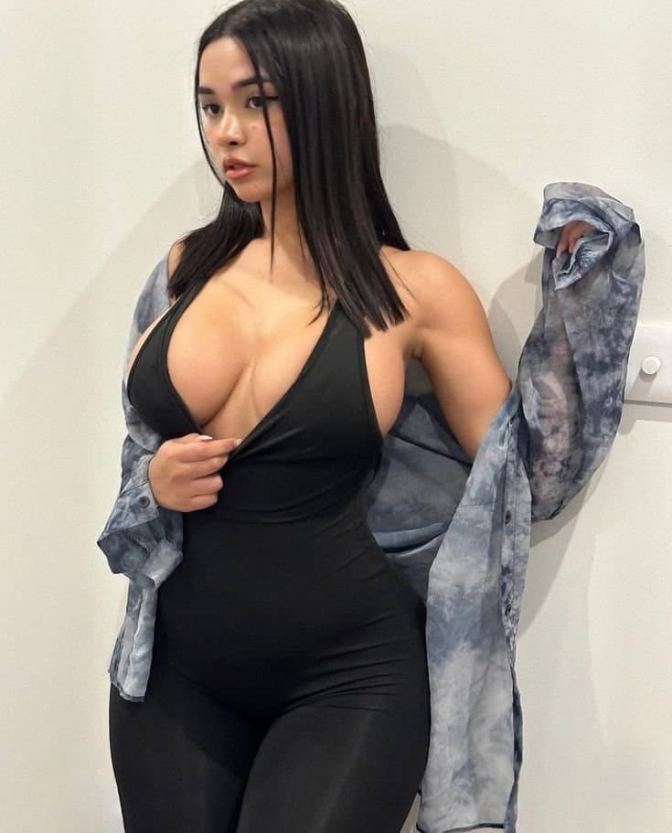 육체로 먹고사는 몸스타그램녀들