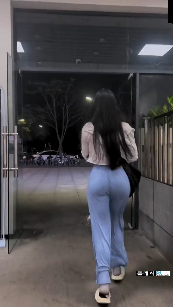 퇴근길 힘나게 하는 여자친구-4