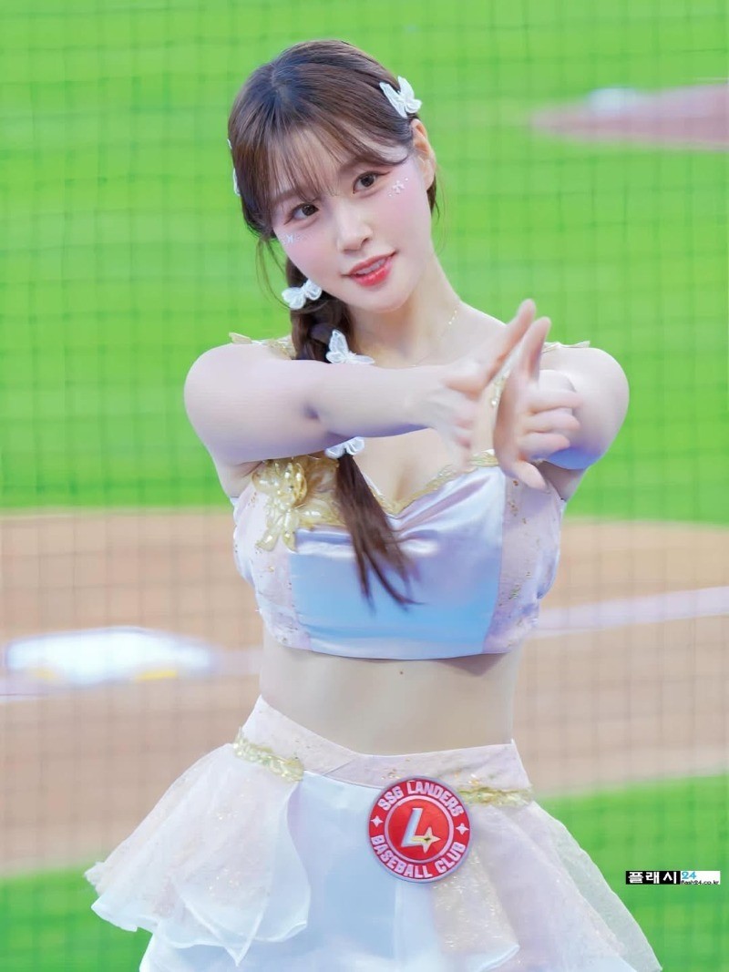 김도아 치어리더,'청순미 가득'-3