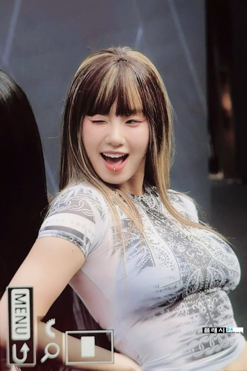 YGX댄서 리정 몸매