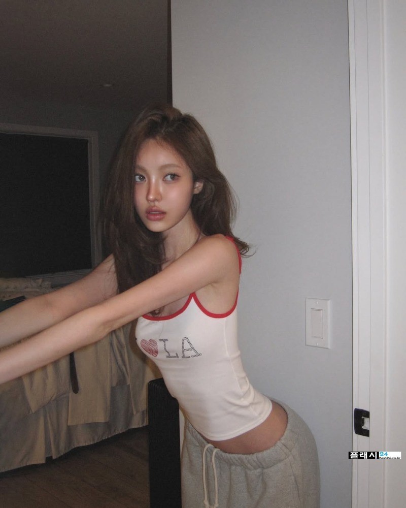안 좋아할 수 없는 슬렌더 다빈이-9