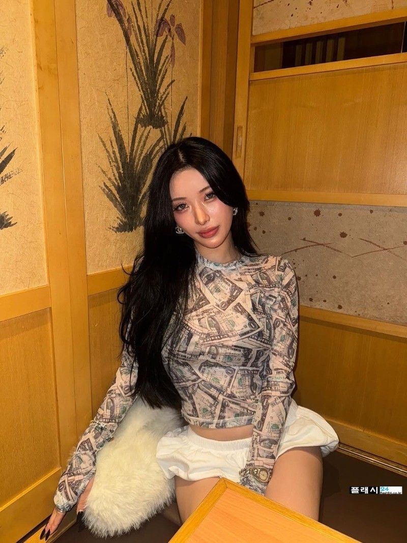 국내에서 인기가 더 많다는 스우파 키타데라 우와-8