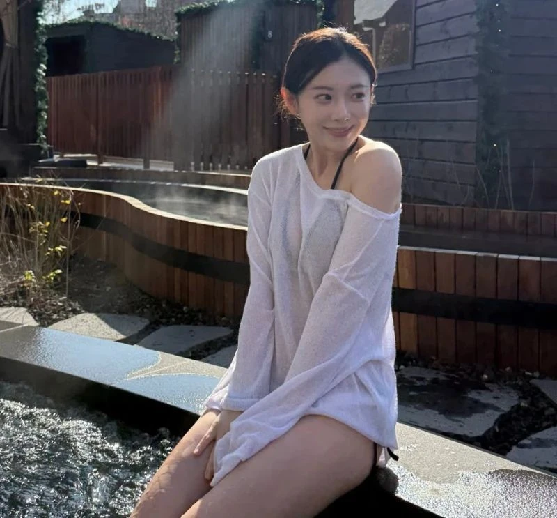 김나연 치어리더 끈비키니-3