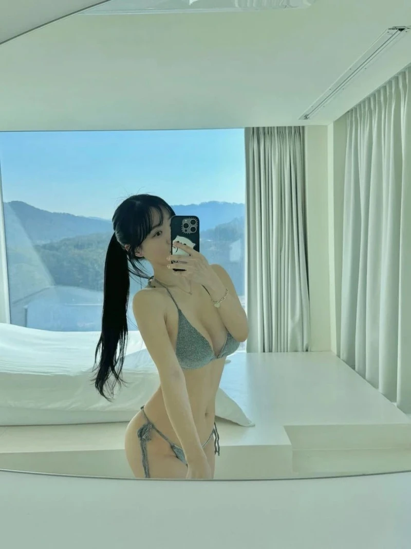 풀빌라 여행 온 요가 강사 몸매-3