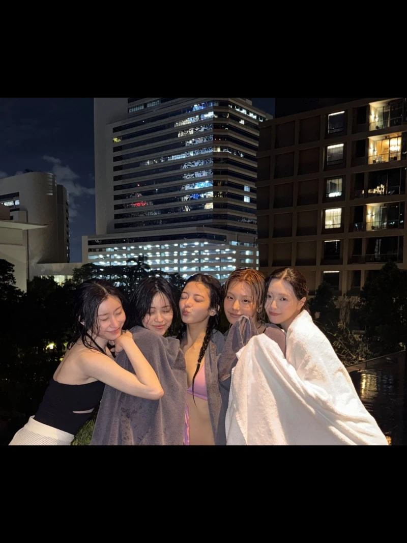 있지 예지 수영복-13