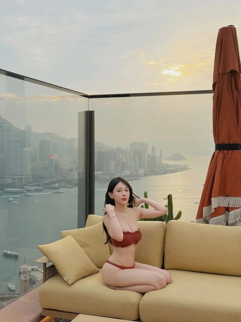 호캉스중인 슬랜더 처자