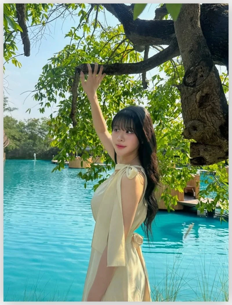 강명비 전 치어리더 비키니-5