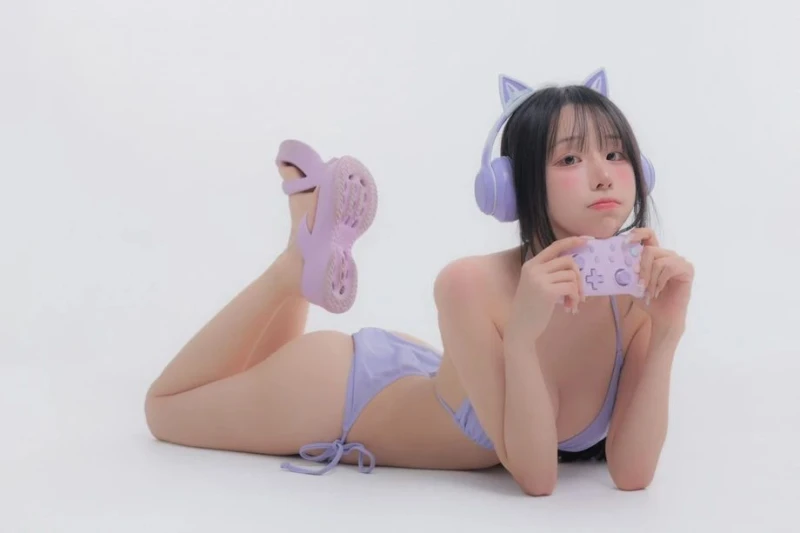 화보촬영 중인 은지 비키니
