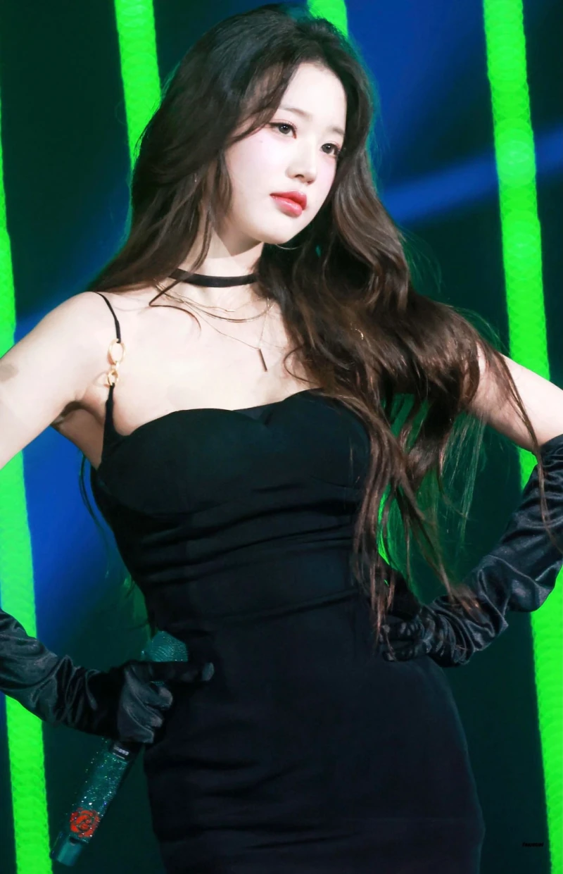 글래머 장원영-5