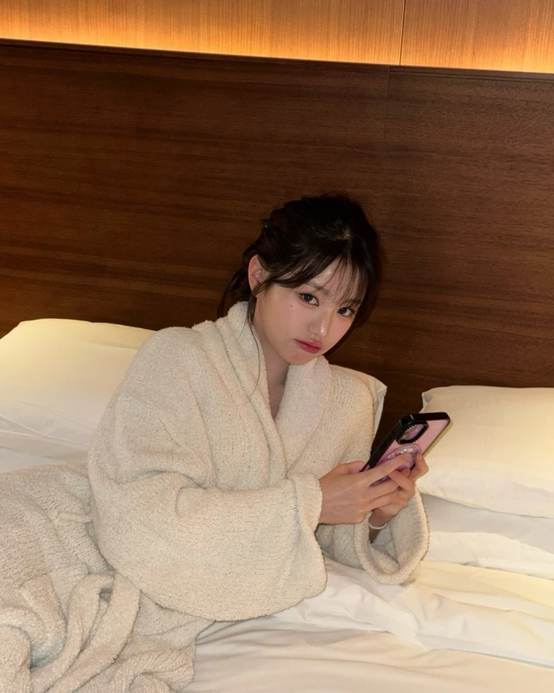 장원영 여친짤-3