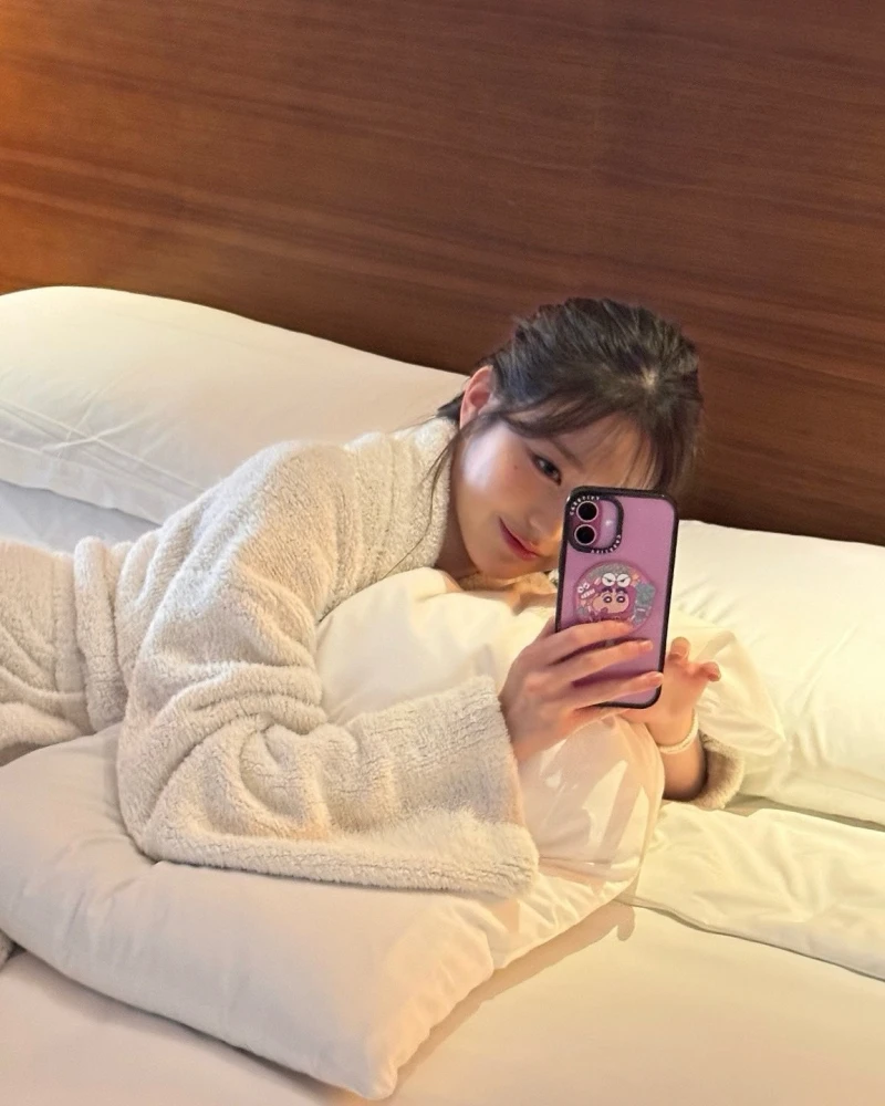 장원영 여친짤-4