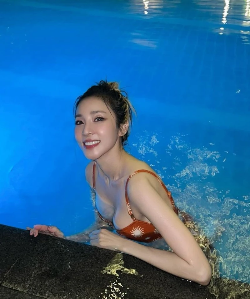 산다라박 비키니-2