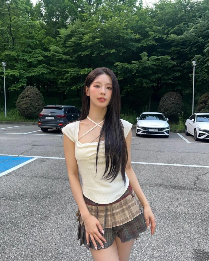 홀터넥 티셔츠 아이들 미연-3