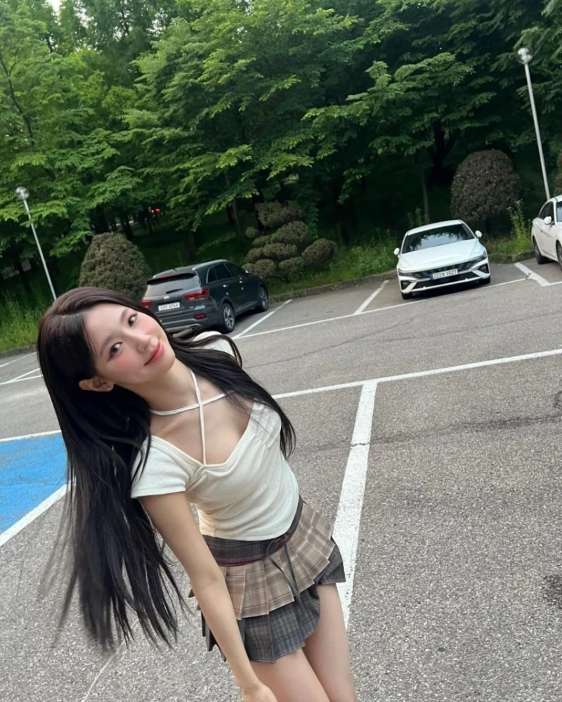 홀터넥 티셔츠 아이들 미연-6