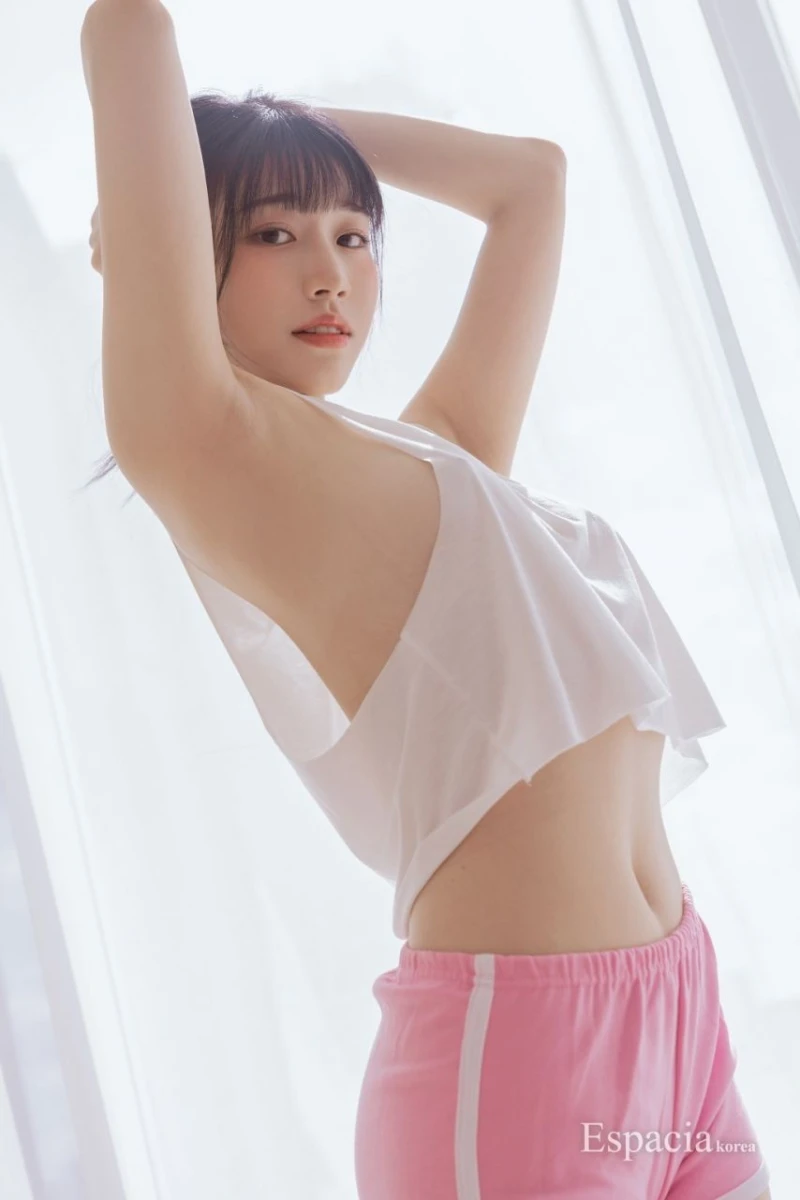 카와키타 사이카 크롭 돌핀팬츠