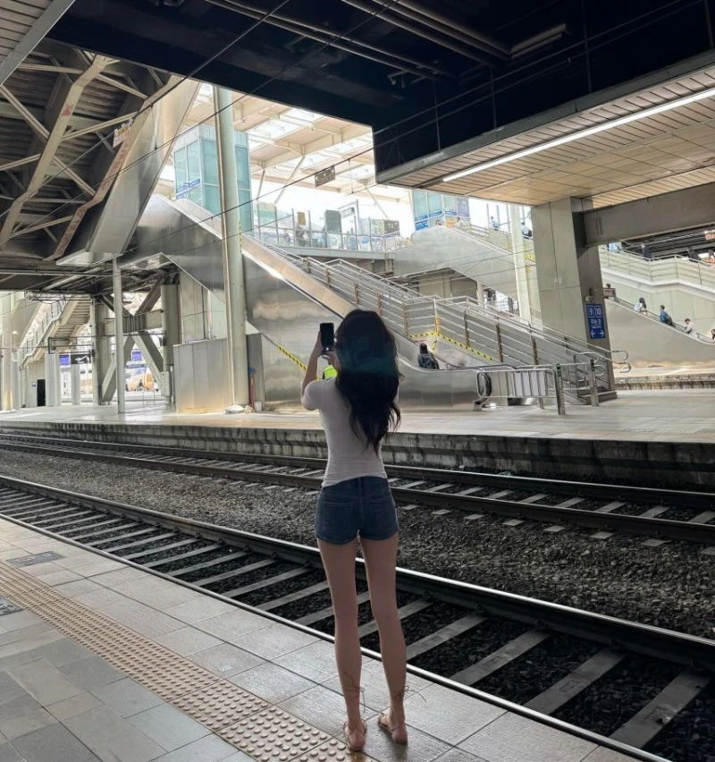 기차역 슬랜더-2