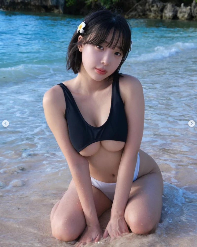 강인경 특이한 비키니-7
