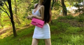 신재은 시원한 외출복
