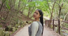 포켓걸스 연지은 숏 레깅스 등산룩