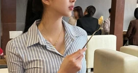 ㅇㅎ)길에서 보면 무조건 연락처부터 신이지