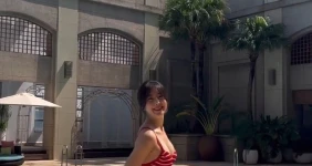수영복 입고 돌아주는 안지현 치어리더