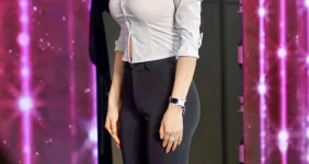 눈길이 더욱 가는 도우미녀