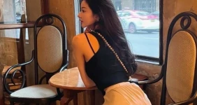 ㅇㅎ)눈 돌아가는 처자의 뒤모습