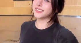 운동후 땀 범벅이된 처자
