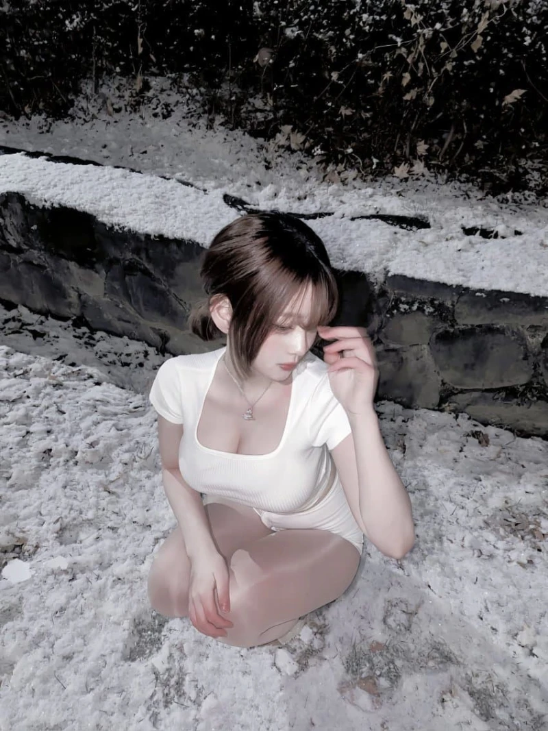 남자 힘들게 만드는 의상 모음