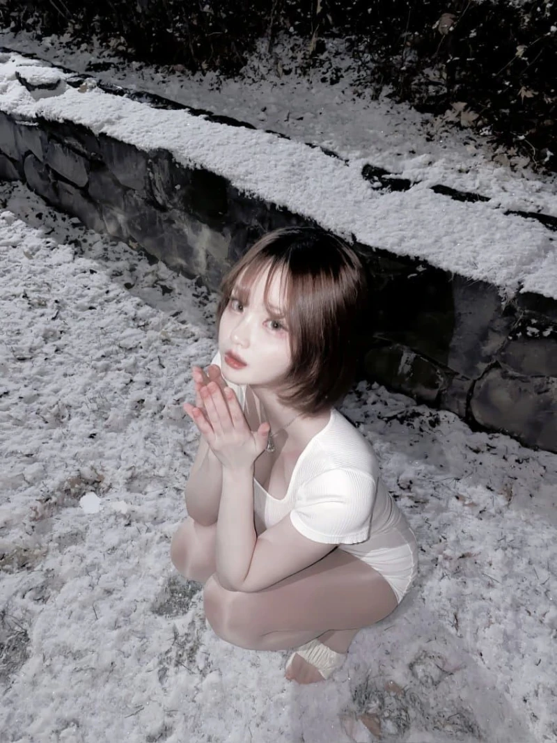 남자 힘들게 만드는 의상 모음-2