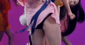 한족발 튕겨주는 클라씨 지민 옆벅지