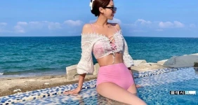 무조건 필수라는 호텔 수영장 데이트