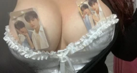 어느 아이돌팬의 야한 인증샷