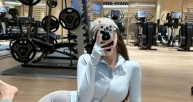 ㅇㅎ)헬스장에 꼭 필요한 알바녀