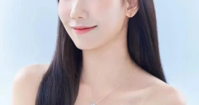 본인 오나홀 팔아서 부자된 누나