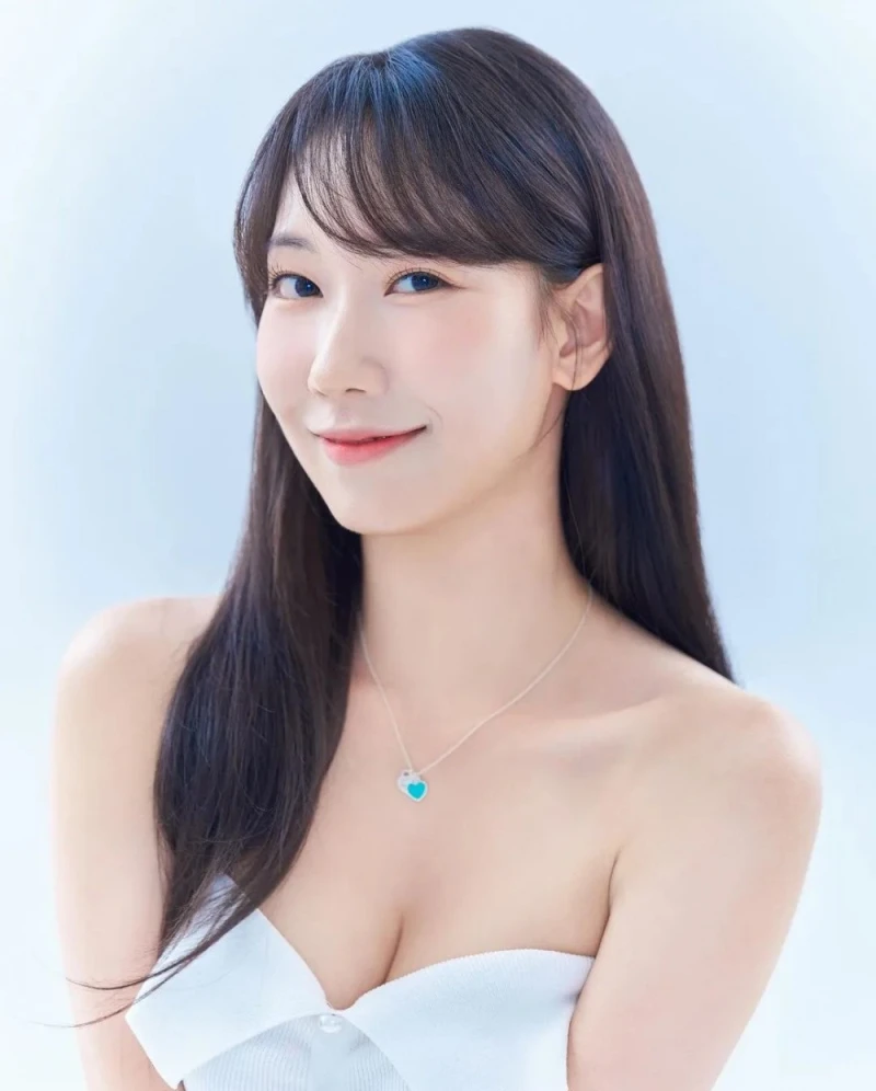 본인 오나홀 팔아서 부자된 누나