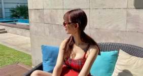 허수미 치어리더 체크 수영복
