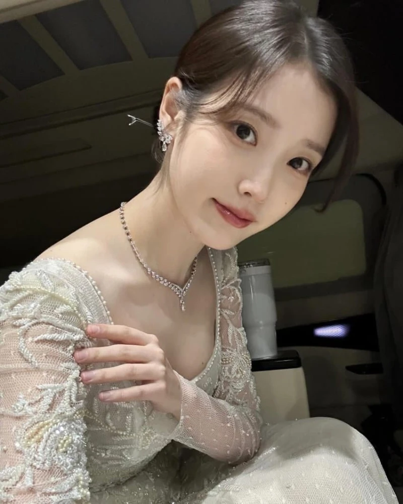 아이유 이정도면 몇컵 정도일까요?