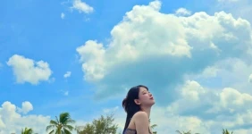 육감적인 기아 치어리더 김한나 수영복