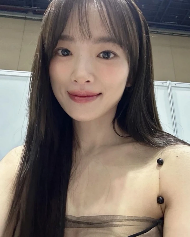 드레스 입은 천우희 레전드 몸매-2