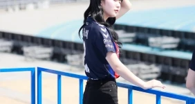 ㅇㅎ)치어리더 박슬비 탄탄한 흰팬츠