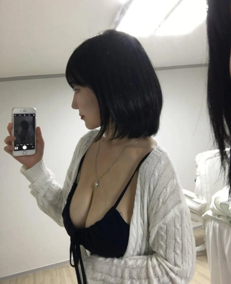 "잘자요" 라면서 잠못자게 만드는 사진 올림-3