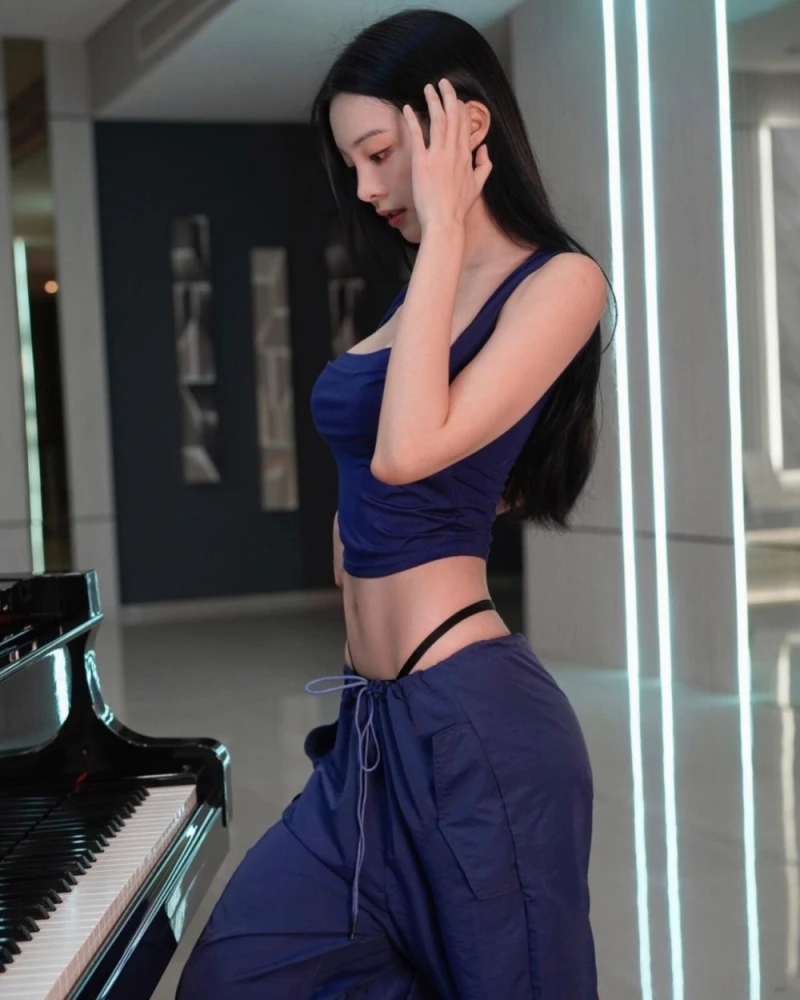 말레시아 모델겸 배우인 누나 캐서린 리-4