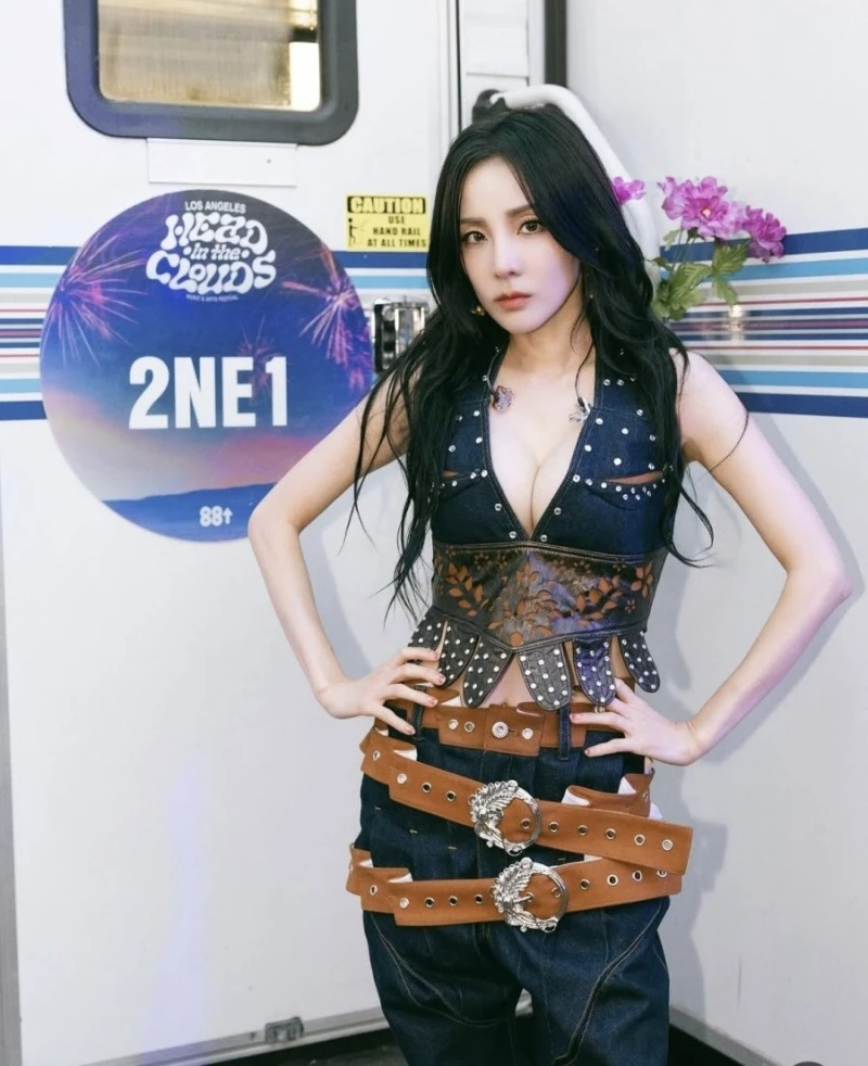산다라박 가슴 크기가... 원래 이정도였나??-4
