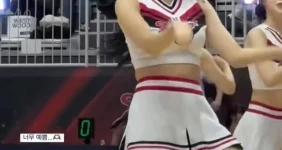 아이돌 급 외모를 가졌다는 김정원 치어리더